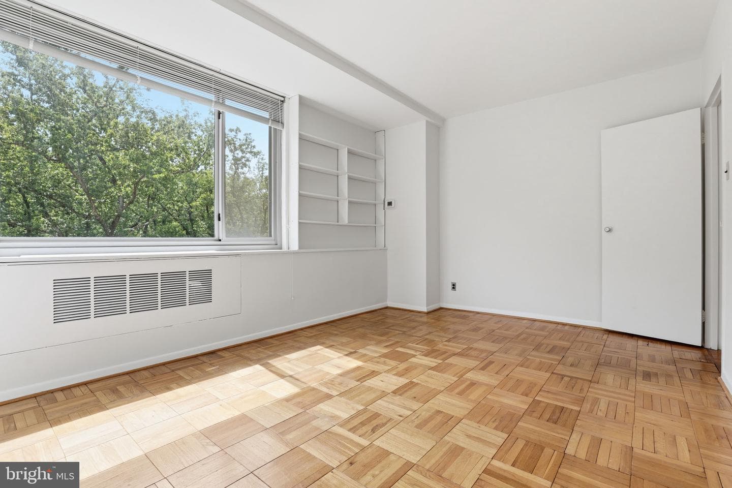 4200 Cathedral Avenue NW #812 photo 15