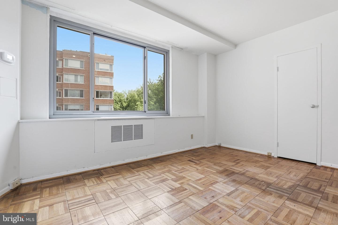 4200 Cathedral Avenue NW #812 photo 20