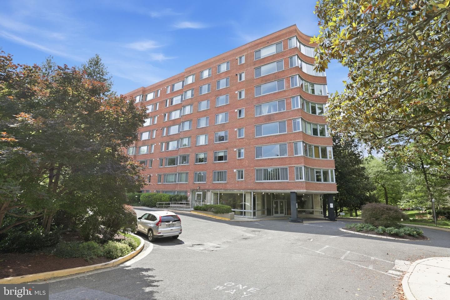 4200 Cathedral Avenue NW #812 photo 30