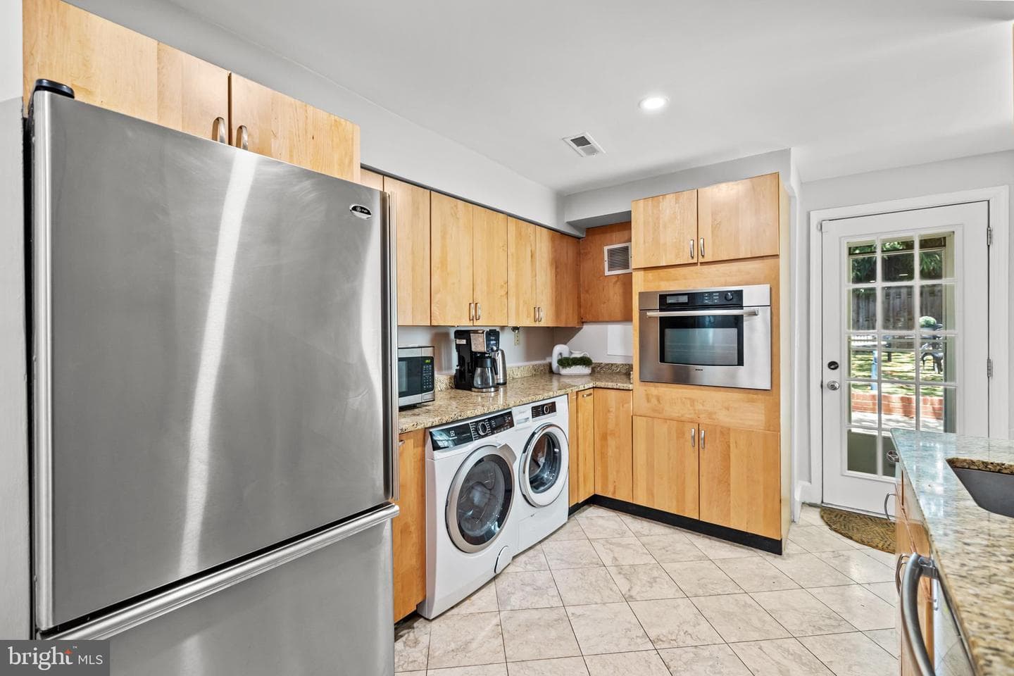 644 E Street SE photo 13