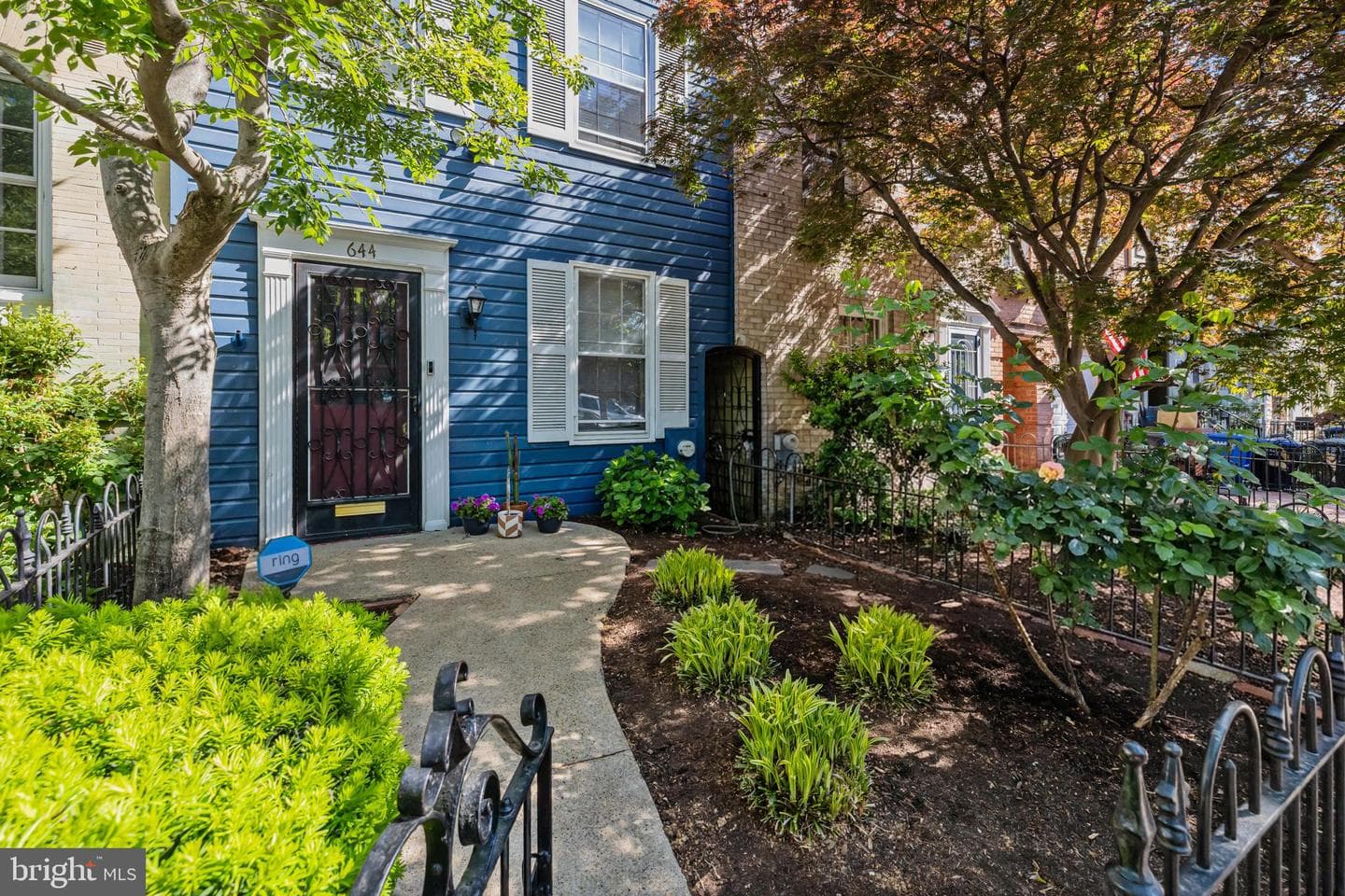 644 E Street SE photo 36