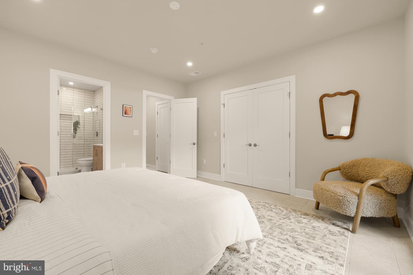 1128 Morse Street NE #1 photo 14