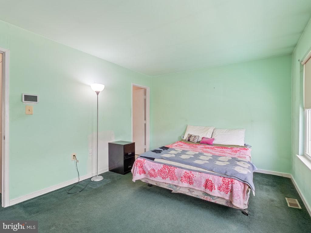 3714 Roosevelt Place NE photo 12