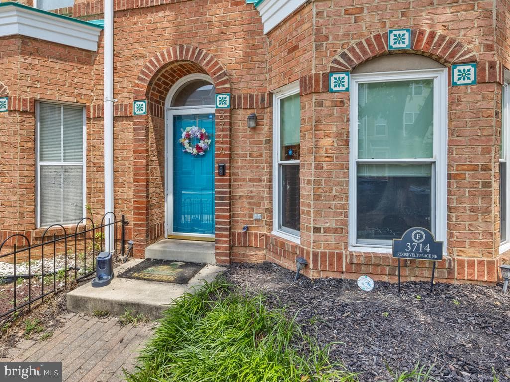 3714 Roosevelt Place NE, Washington