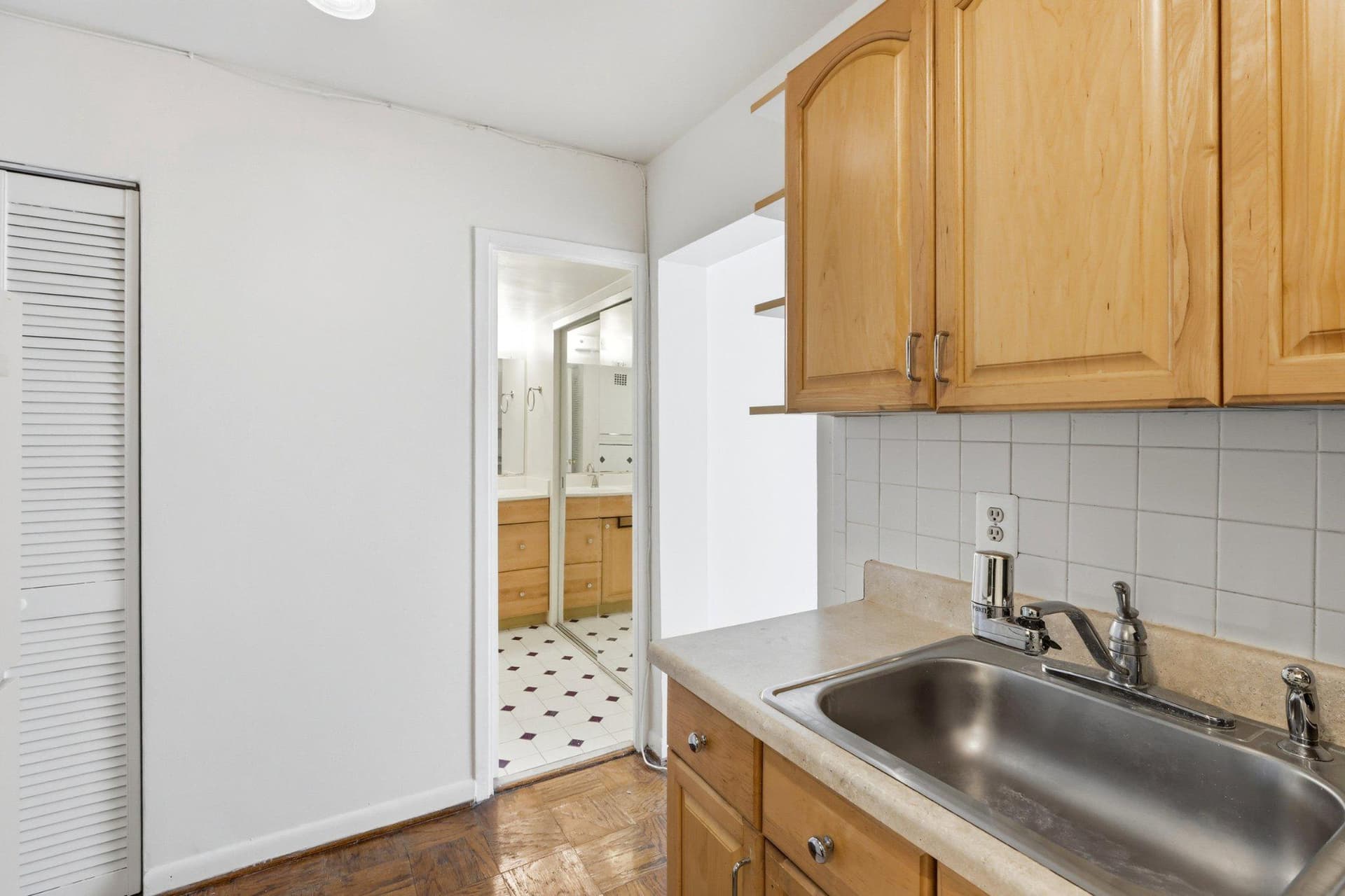 922 24th Street NW #418 photo 7