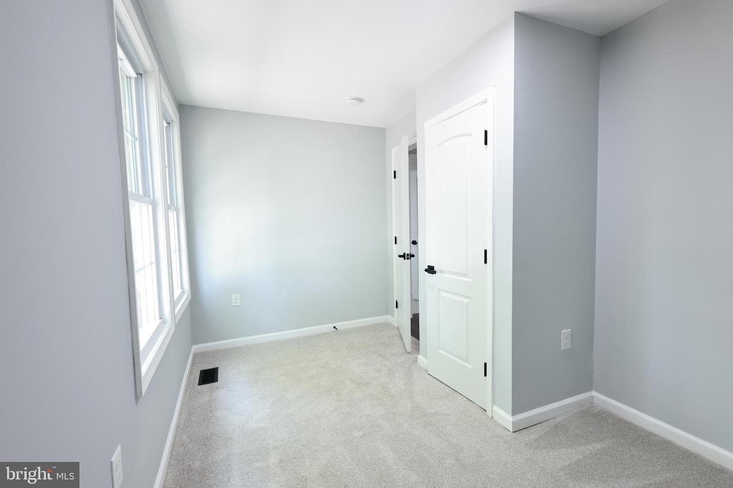 1326 S Street SE photo 37