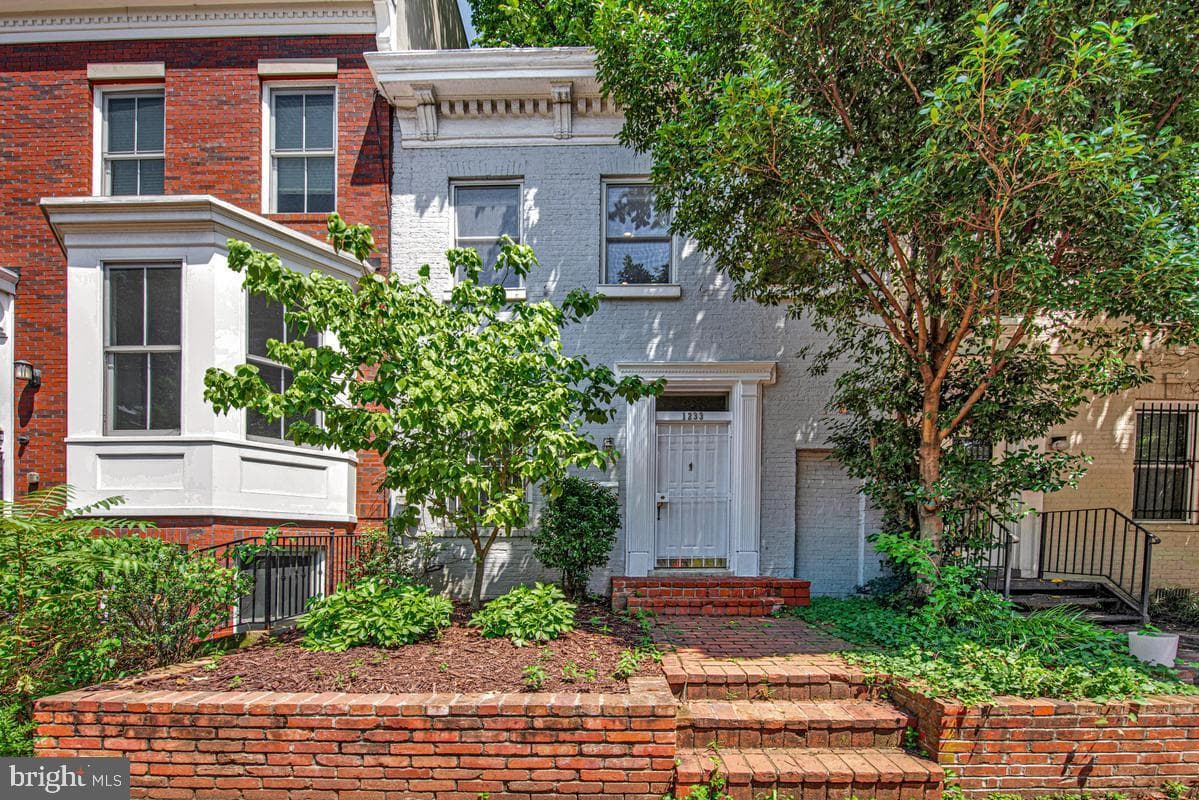 1233 4th Street NW, Washington