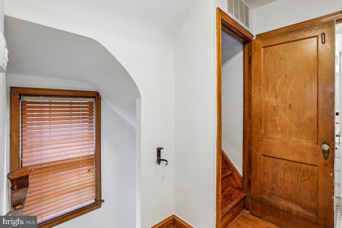 6105 5th Street NW photo 32