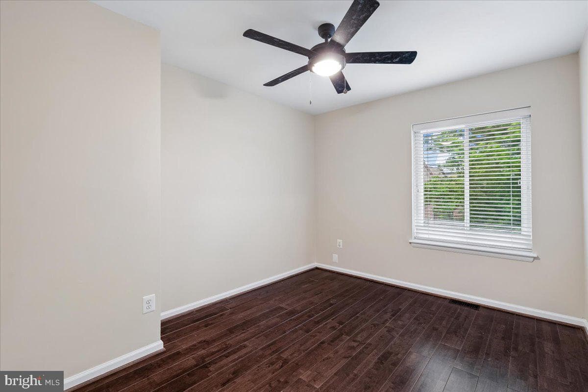 527 Brummel Court NW #527 photo 14