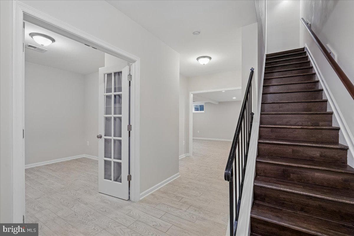 527 Brummel Court NW #527 photo 17