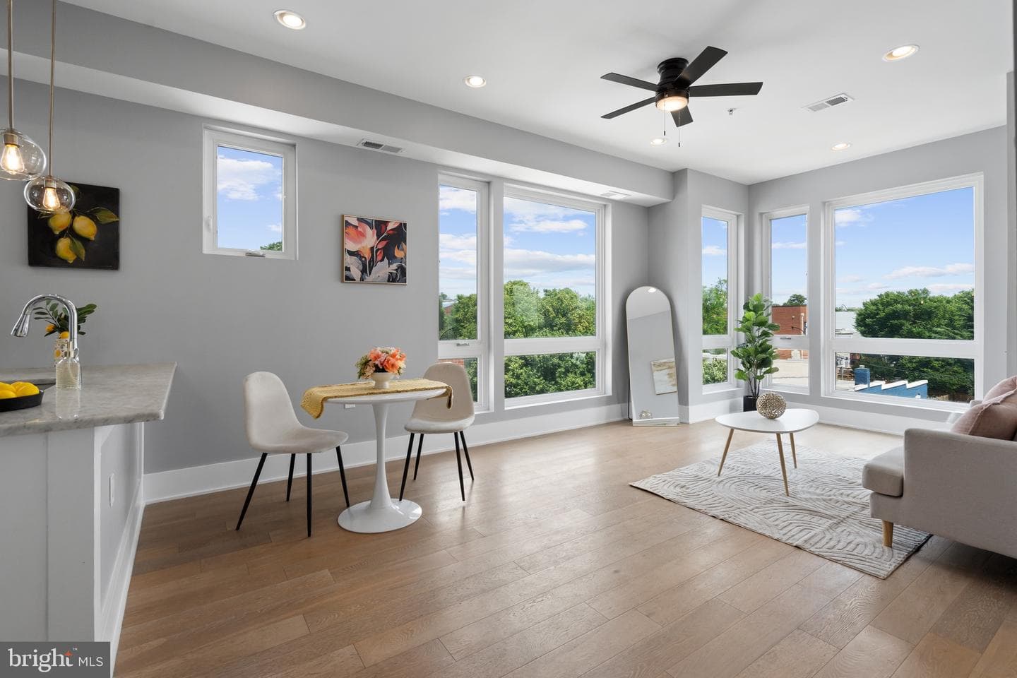 1112 Montello Avenue NE #401 photo 10