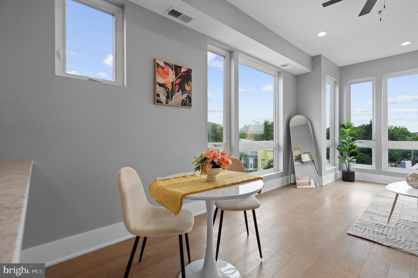 1112 Montello Avenue NE #401 photo 17