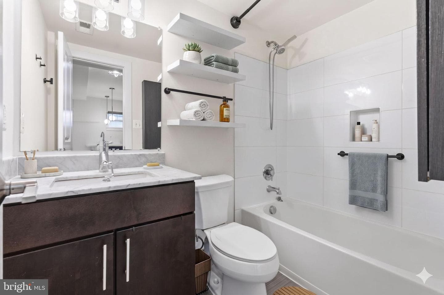 4226 7th Street NW #101 photo 12
