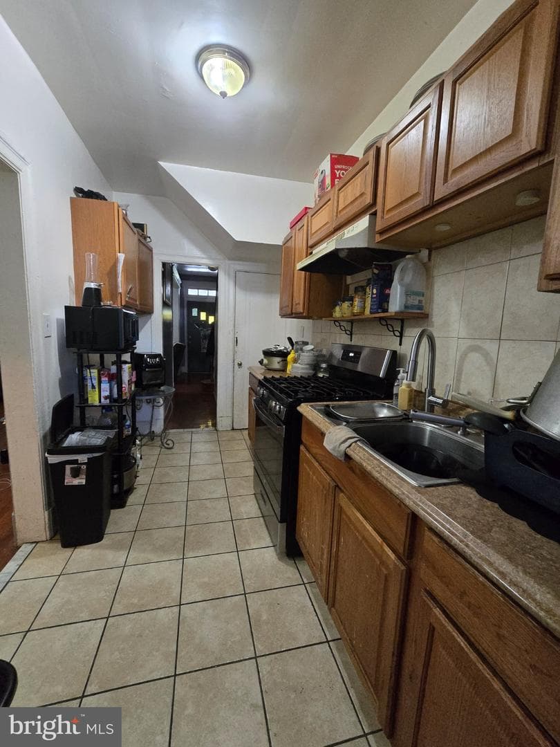 222 S Street NE photo 4