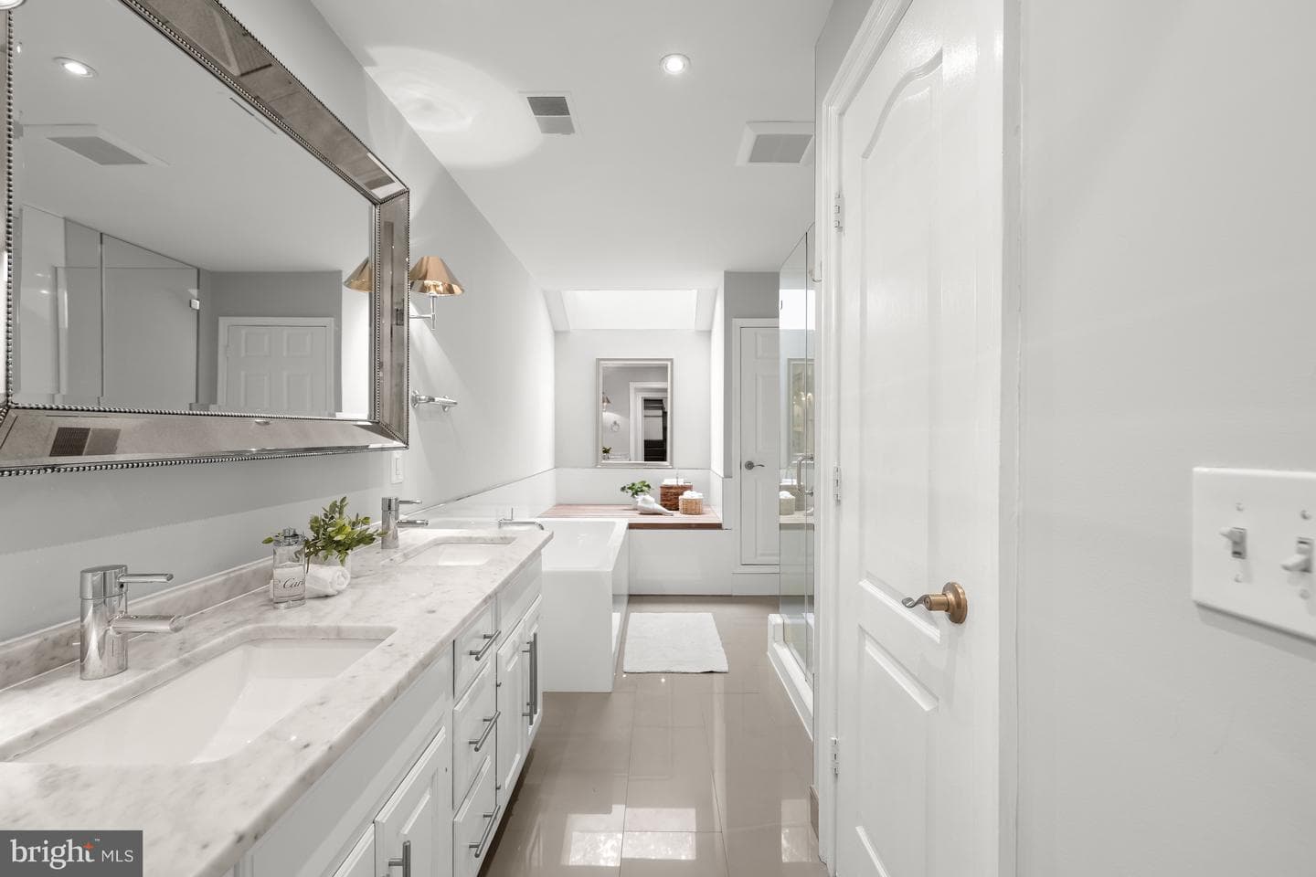 4050 Mansion Drive NW photo 17