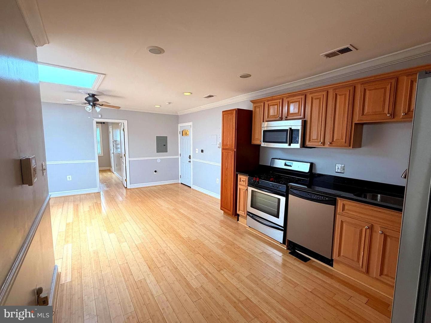 1840 D Street NE #4 photo 8