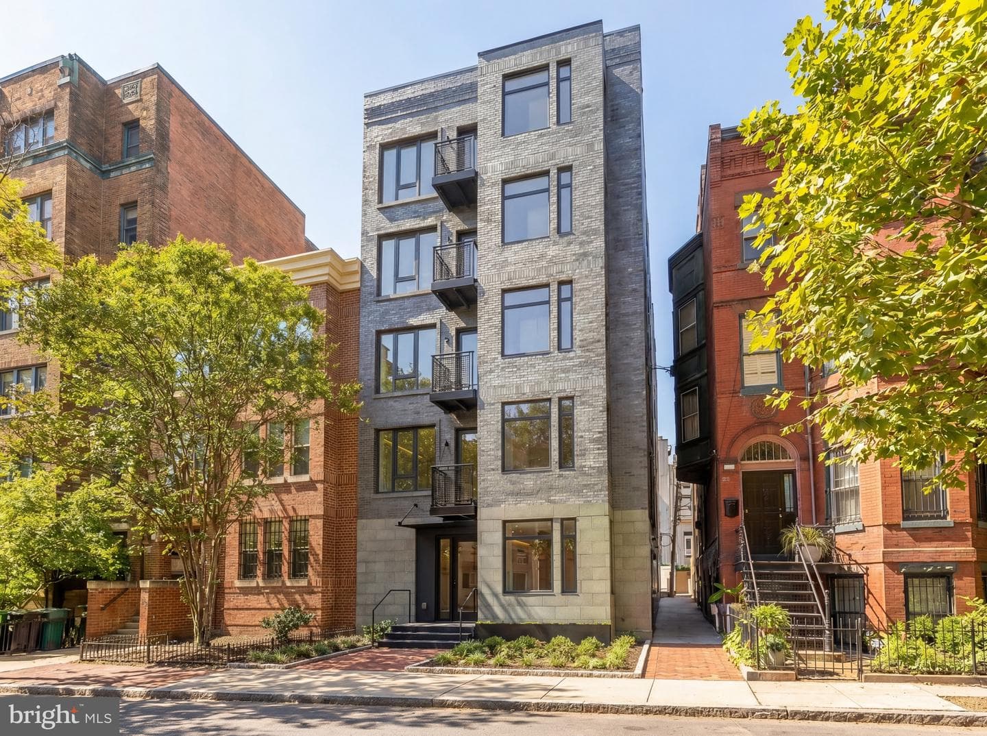1128 10th Street NW #401 photo 2