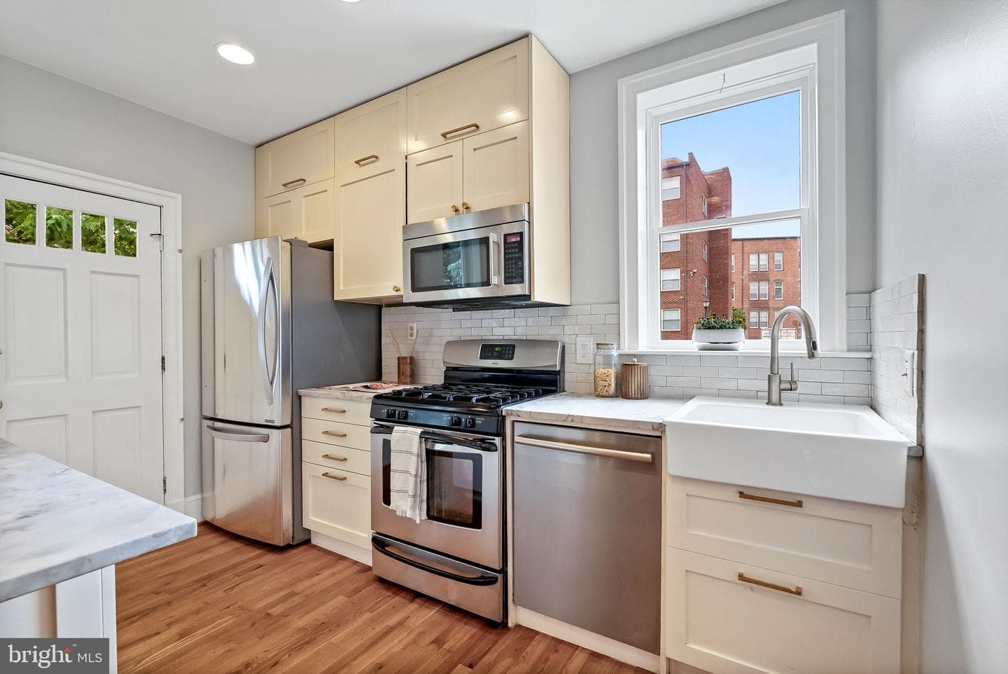 1610 Marion Street NW photo 15