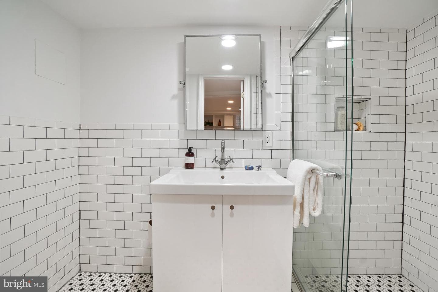 3015 Porter Street NW photo 68