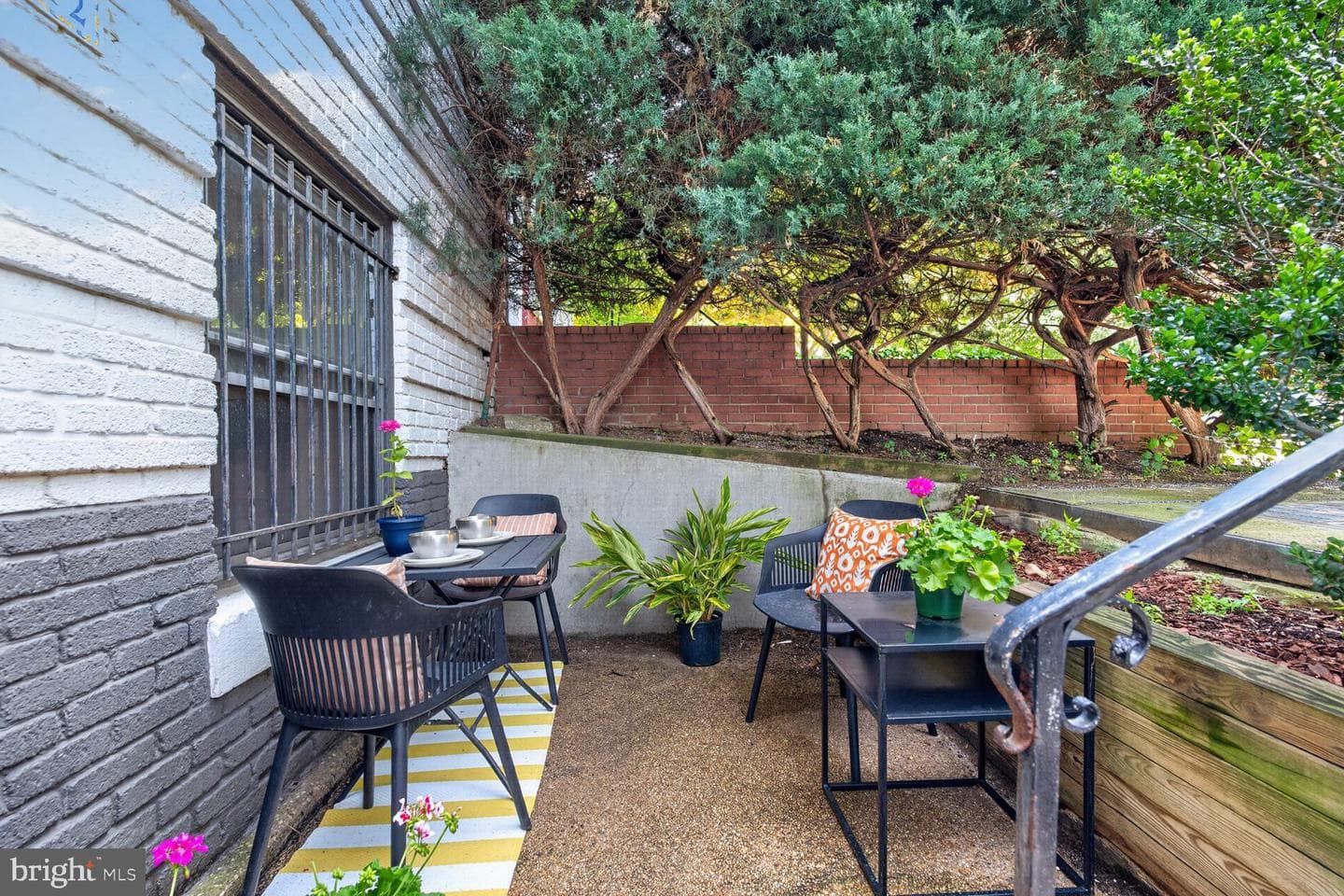 523 8th Street NE #t2 photo 12