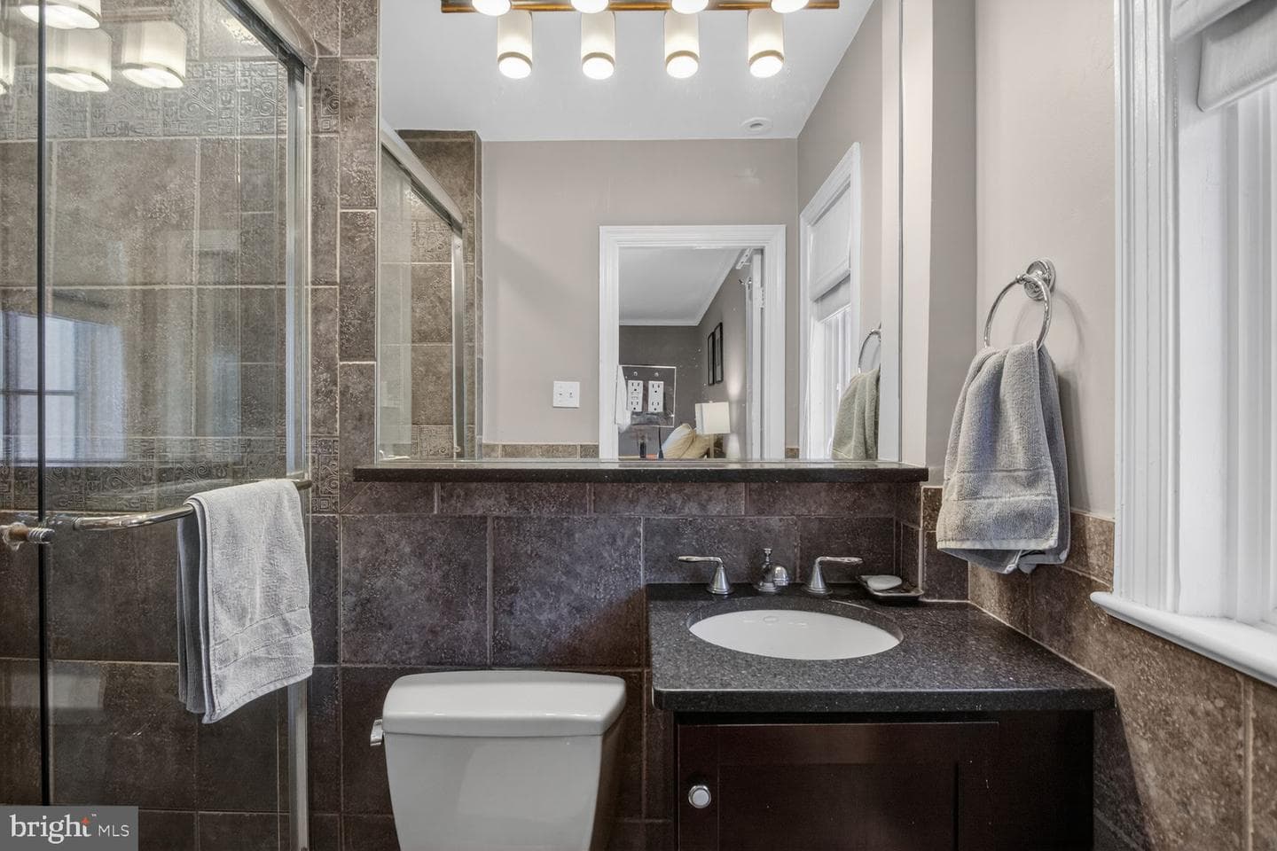 1625 Upshur Street NW photo 13