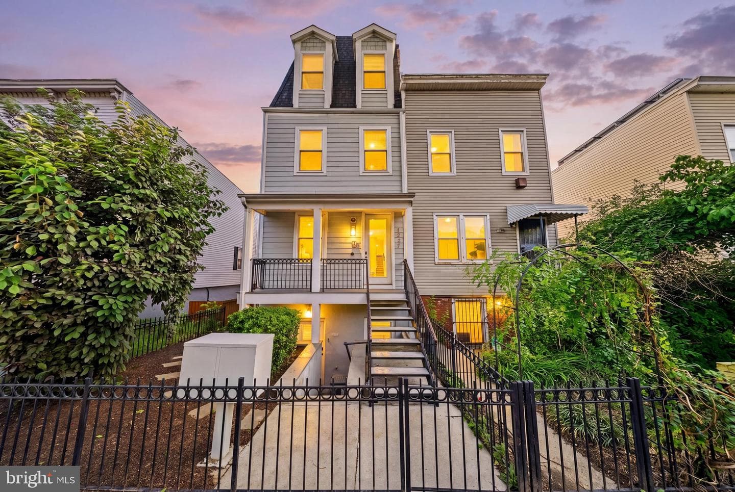 1227 Morse Street NE #2, Washington