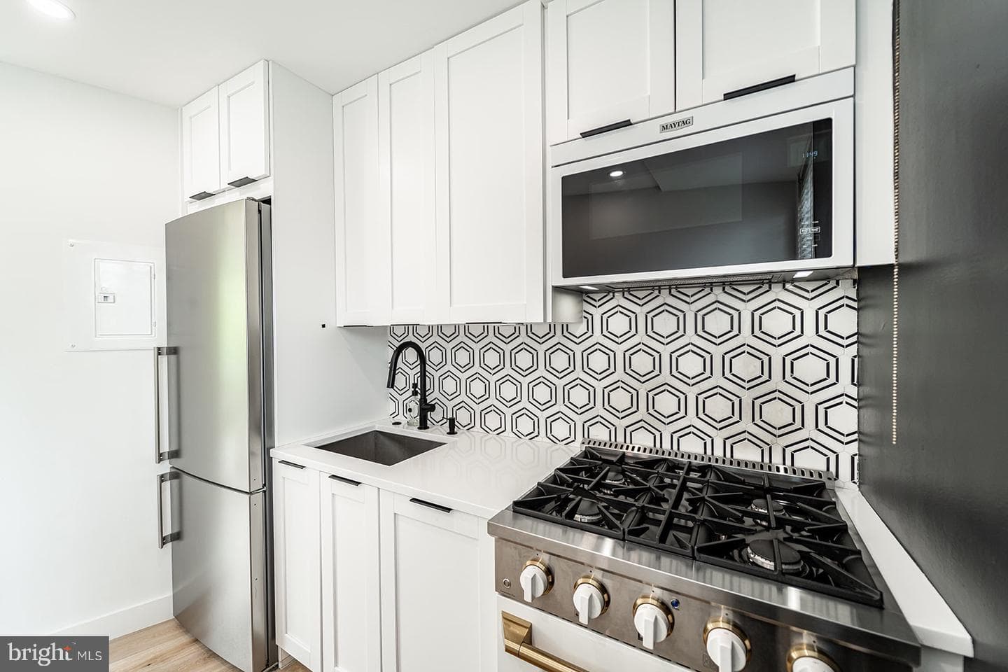 4200 NW Cathedral Avenue NW #1005 photo 27
