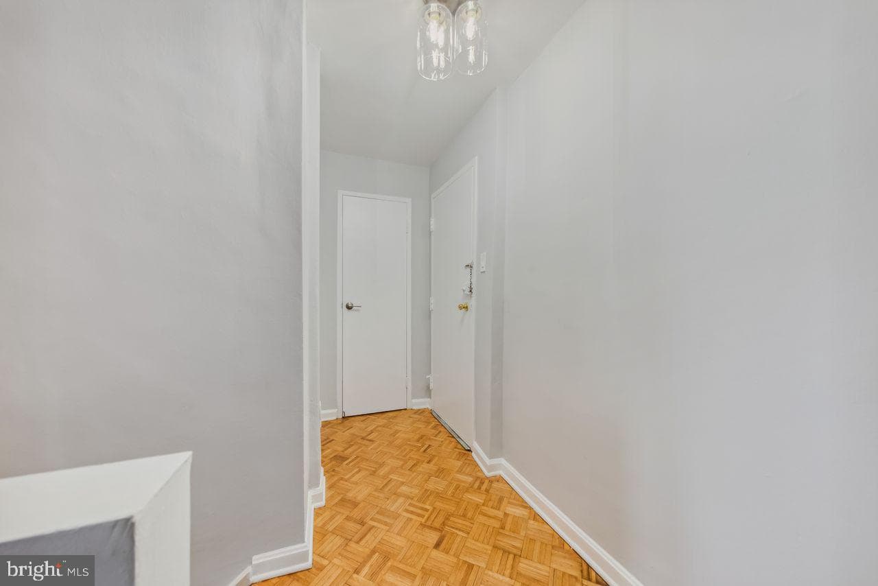 1851 Columbia Road NW #400 photo 32