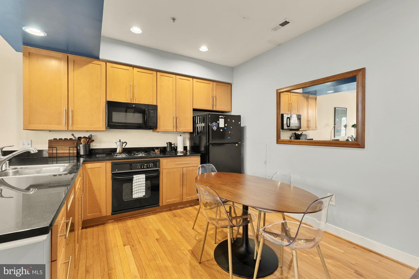 2363 Champlain Street NW #3 photo 15