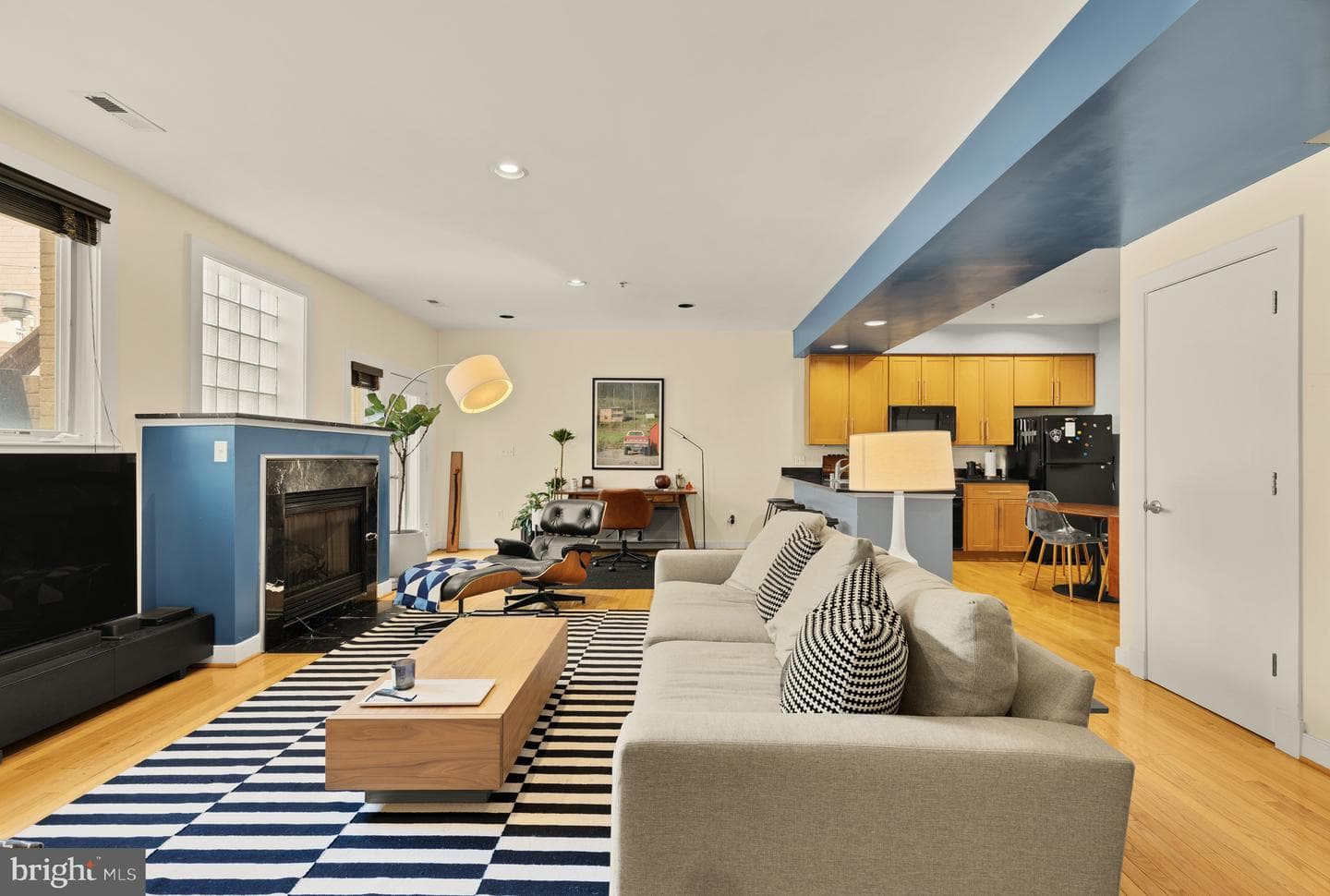 2363 Champlain Street NW #3 photo 3