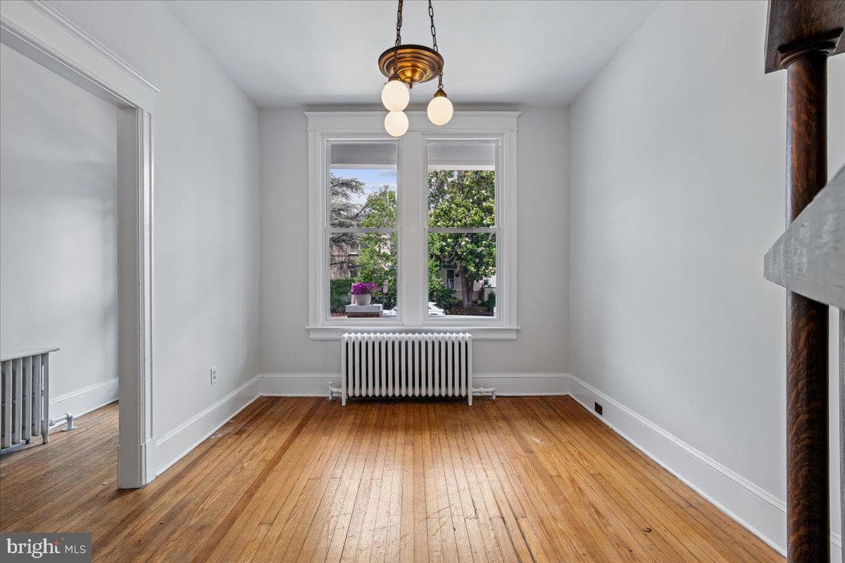 1105 G Street SE photo 8