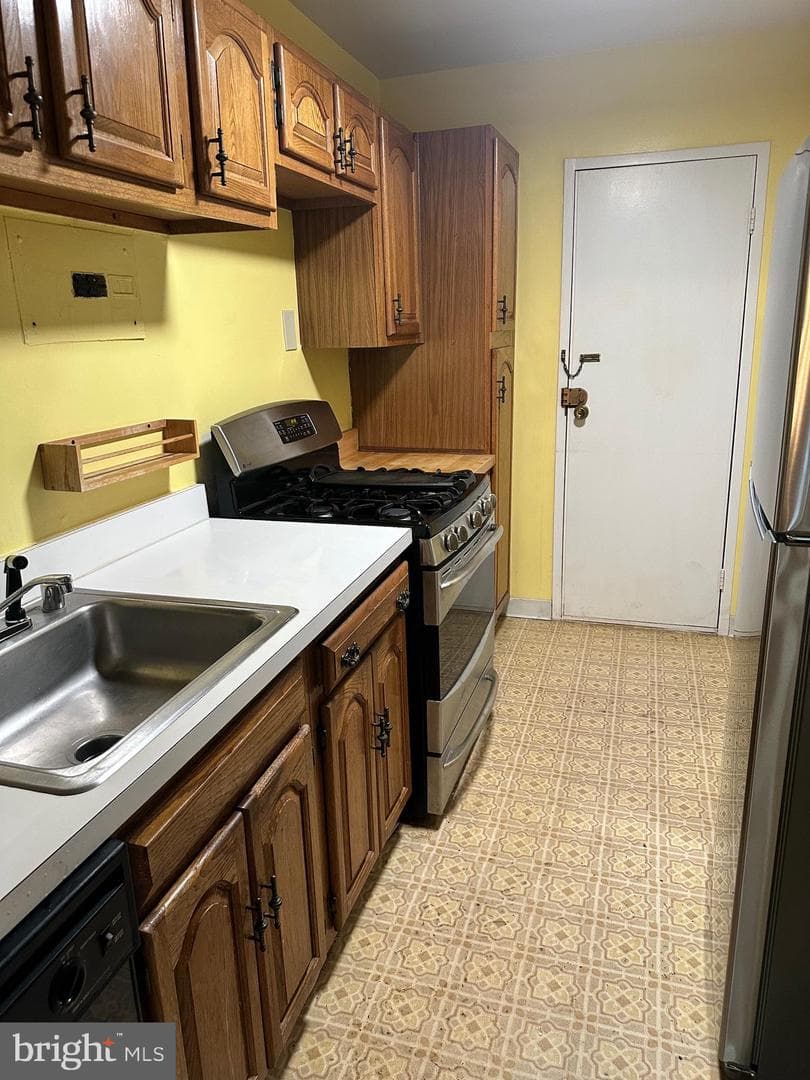 4201 Cathedral Avenue NW #513w photo 40