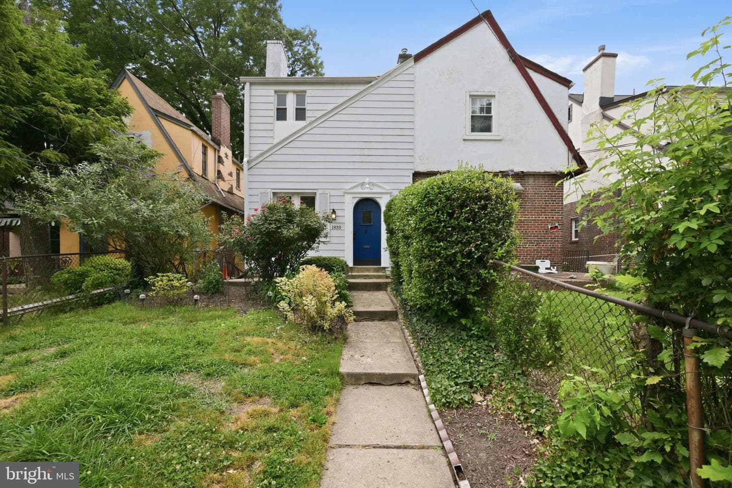 1839 Otis Street NE
