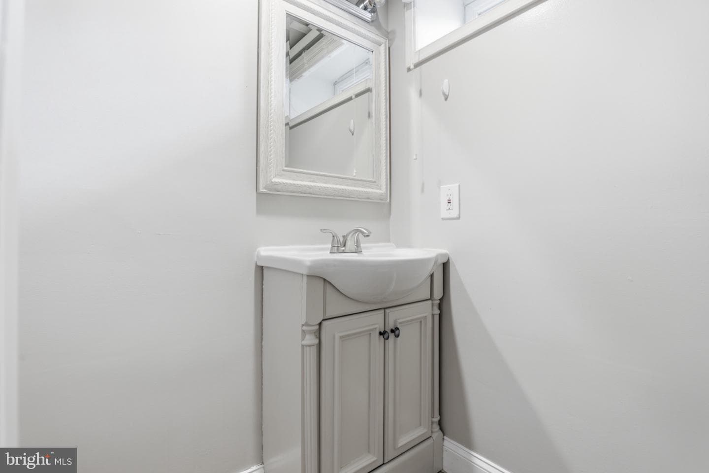 3122 Newton Street NE photo 19