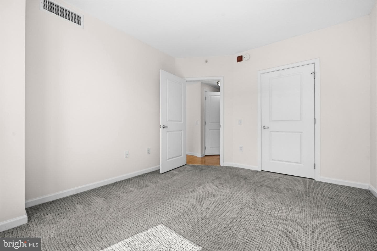 440 L Street NW #502 photo 11