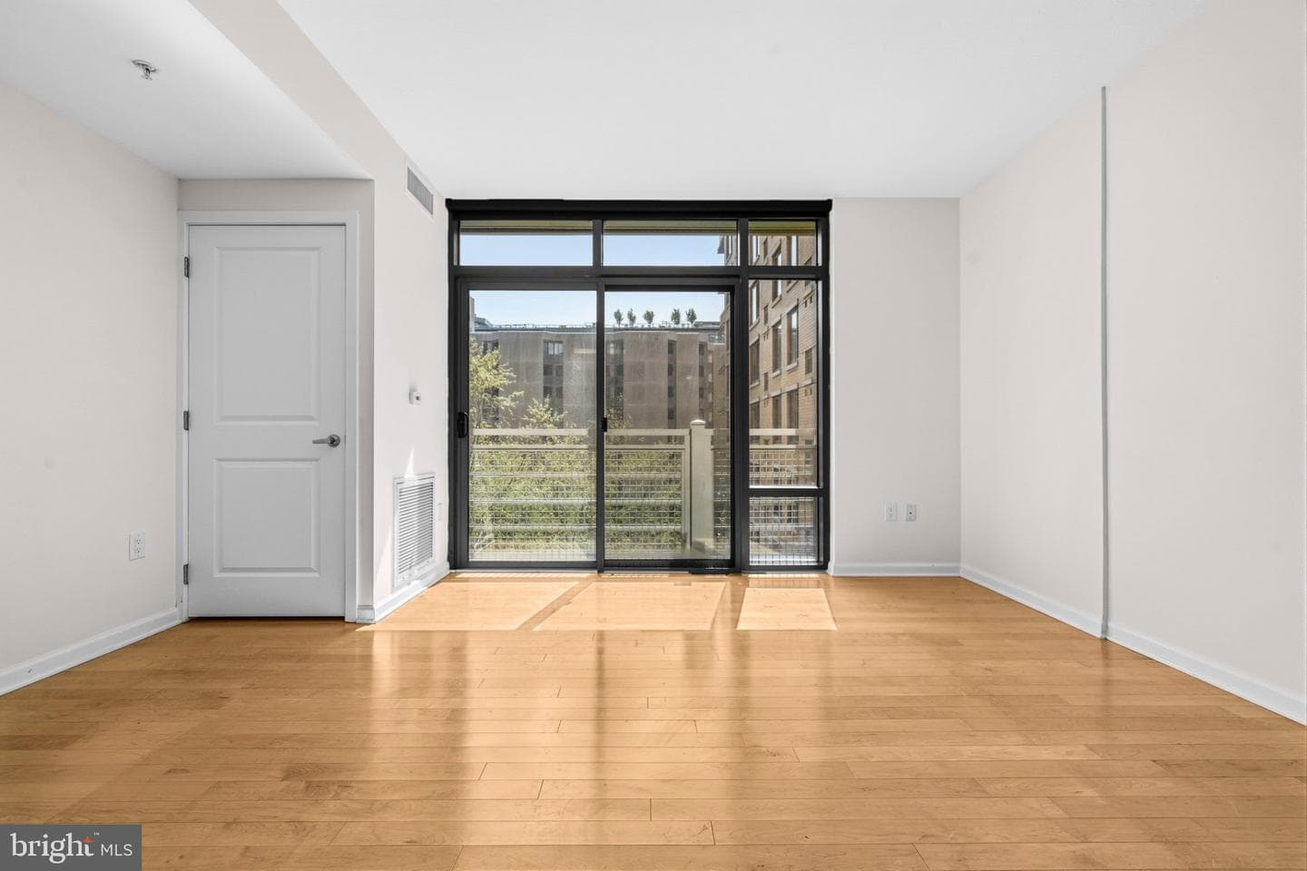 440 L Street NW #502 photo 8