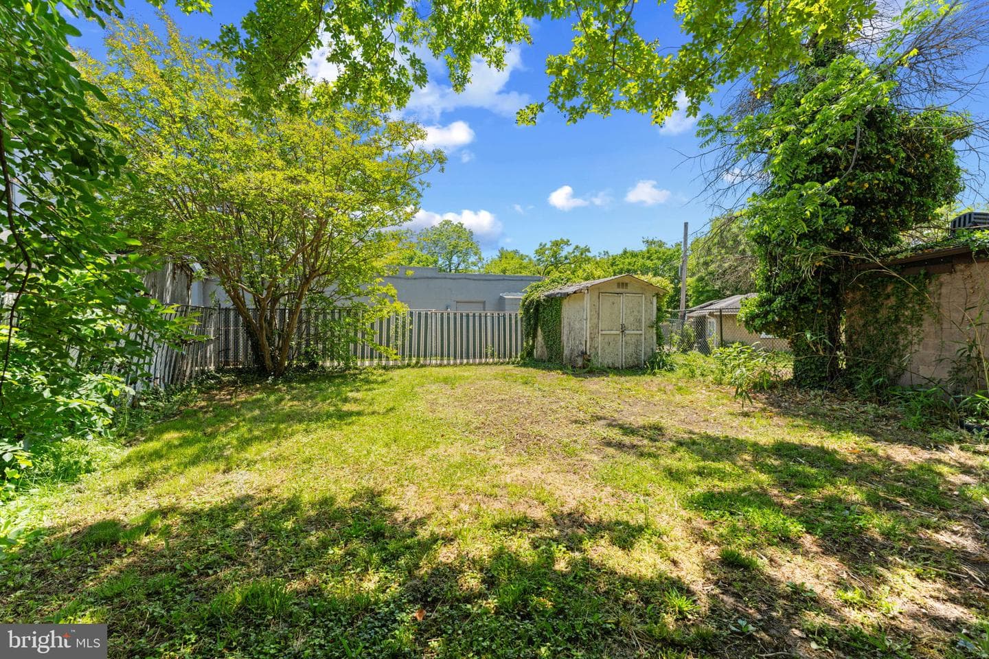 2405 Rhode Island Avenue NE photo 14