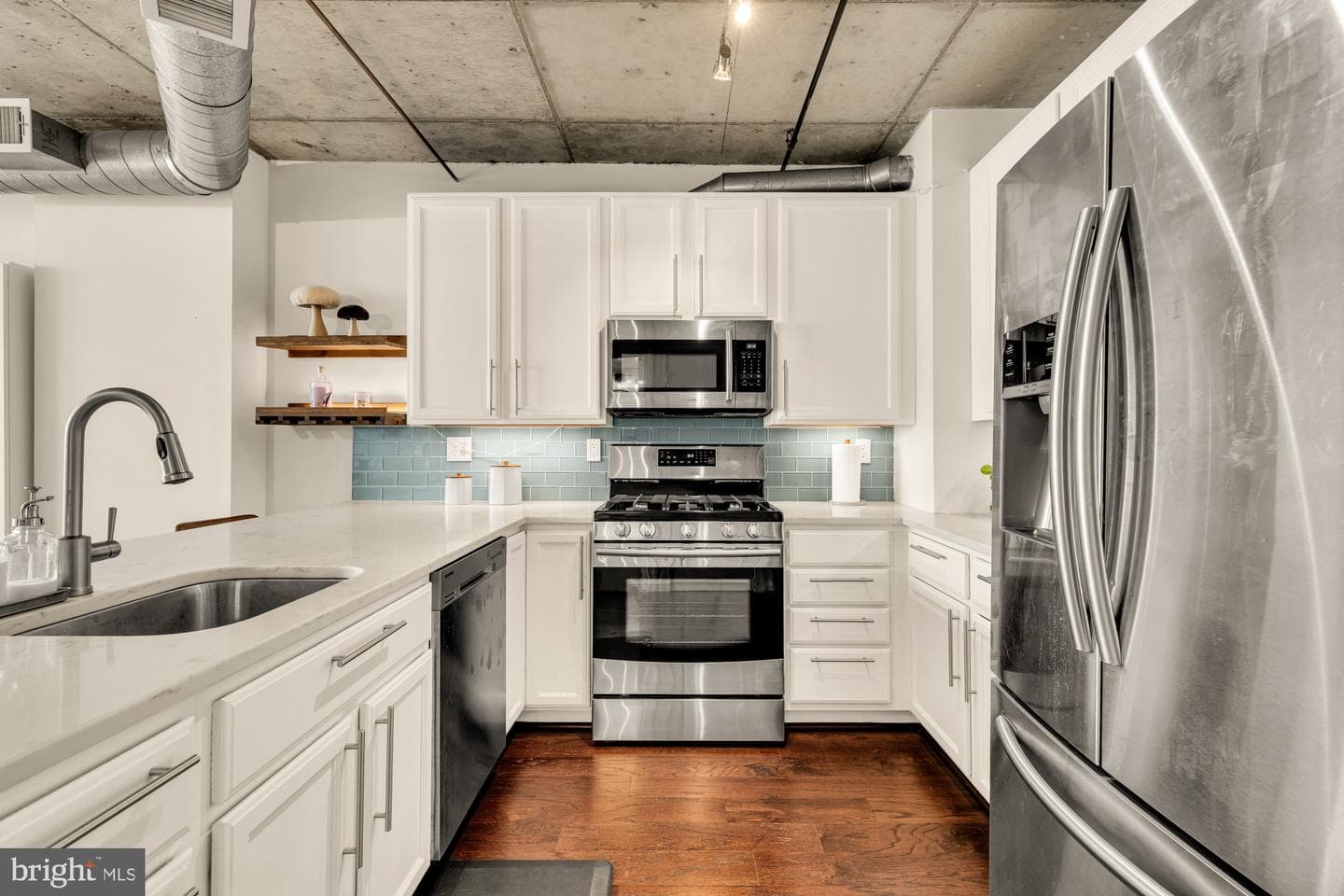 2750 14th Street NW #407 photo 3