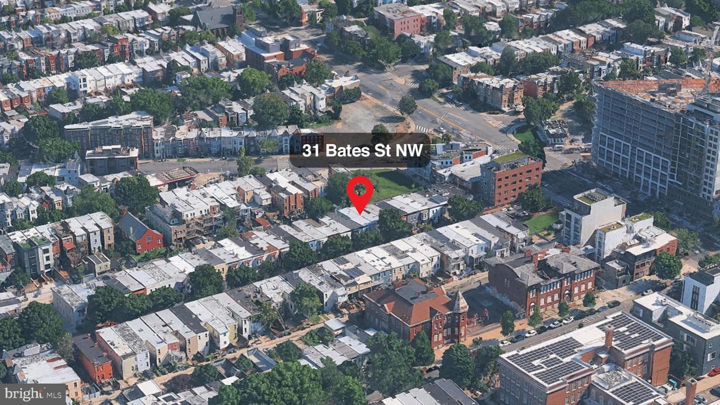 31 Bates Street NW photo 12