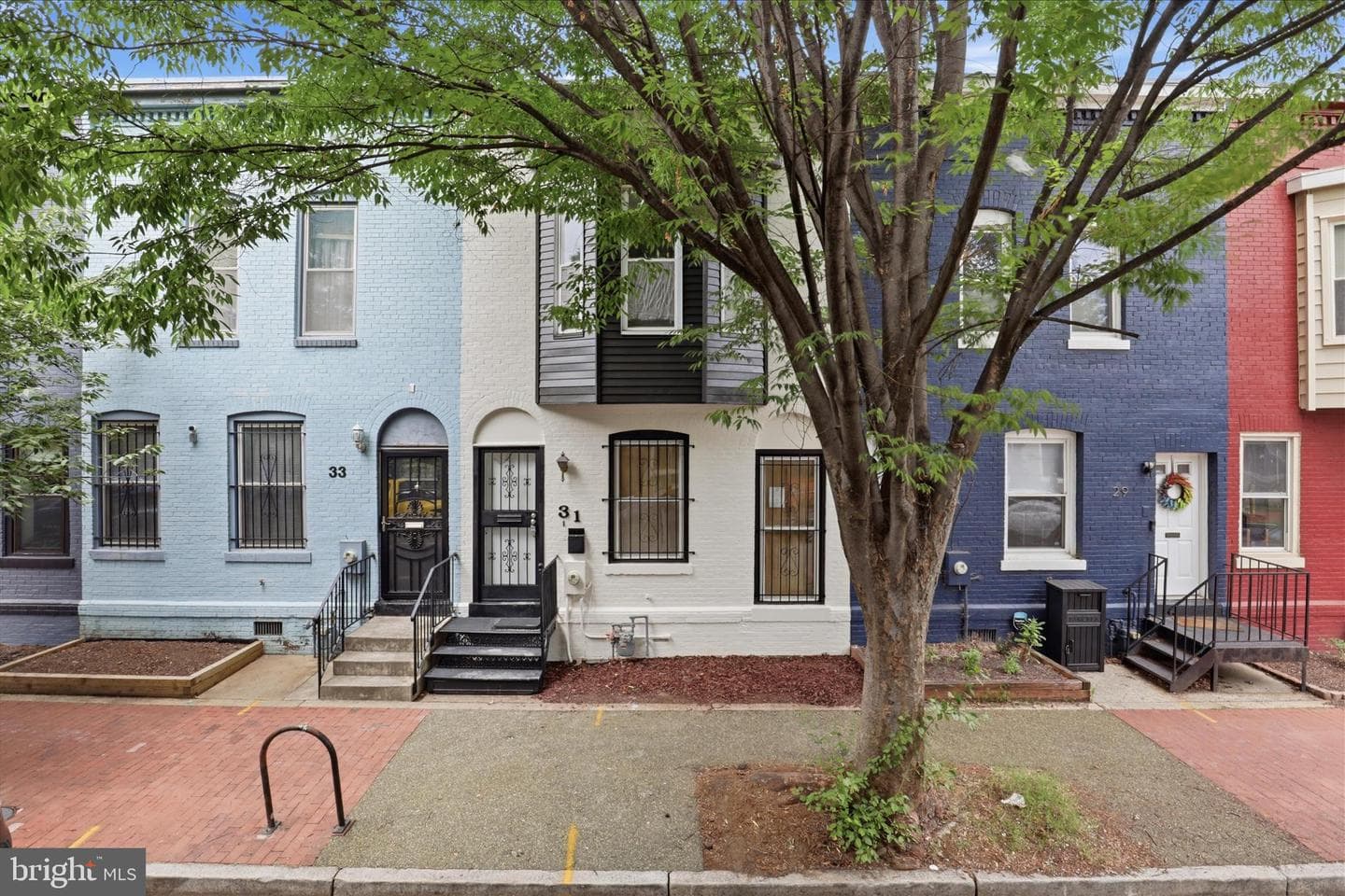 31 Bates Street NW photo 2