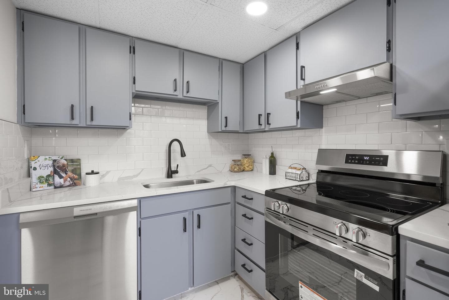 1115 12th Street NW #401 photo 21