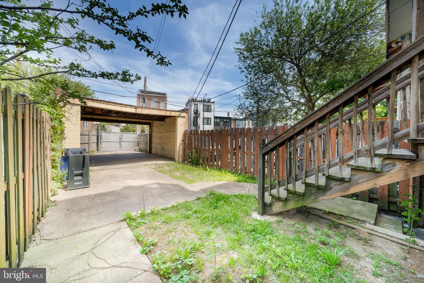 1371 Monroe NW photo 29