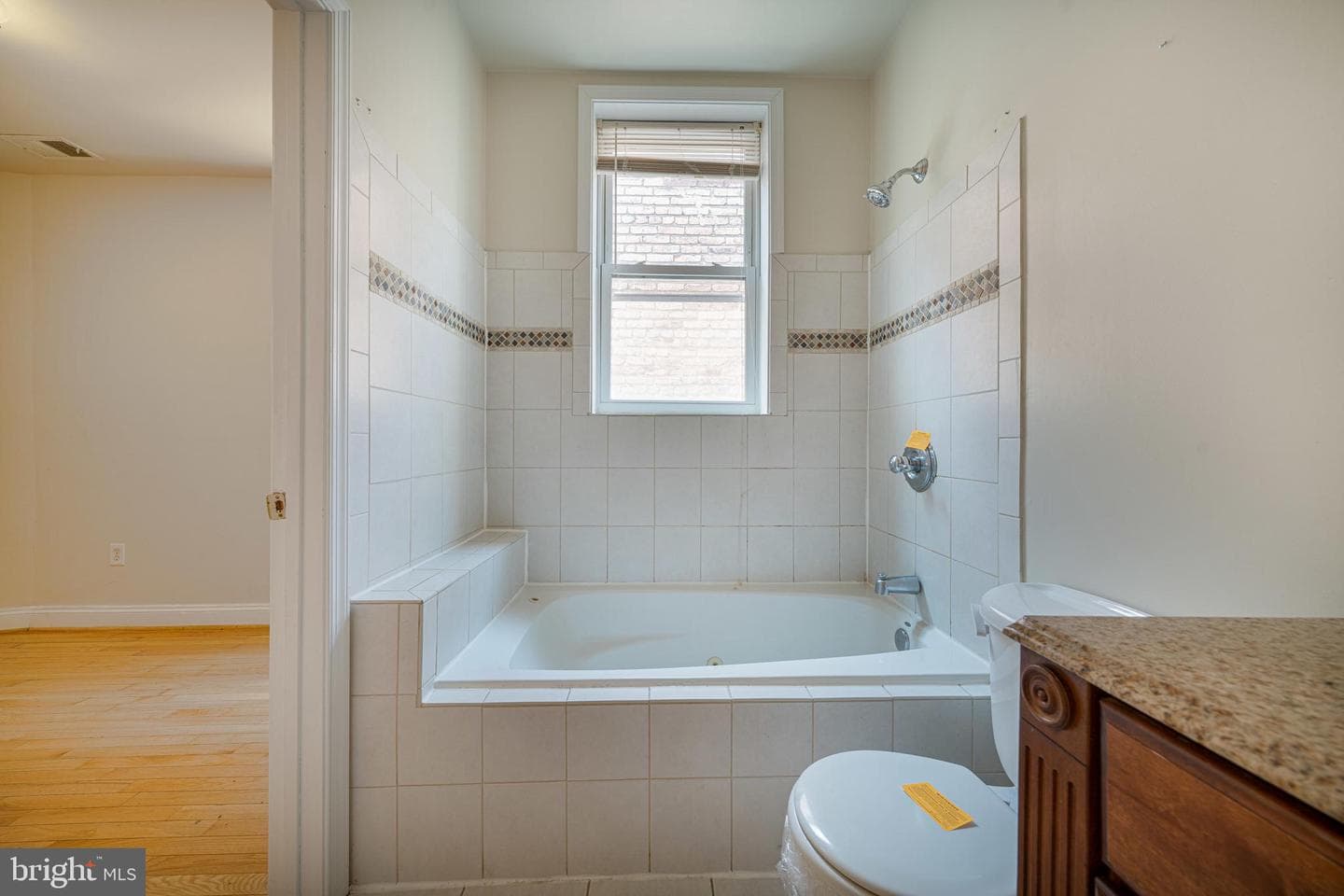 1371 Monroe NW photo 56