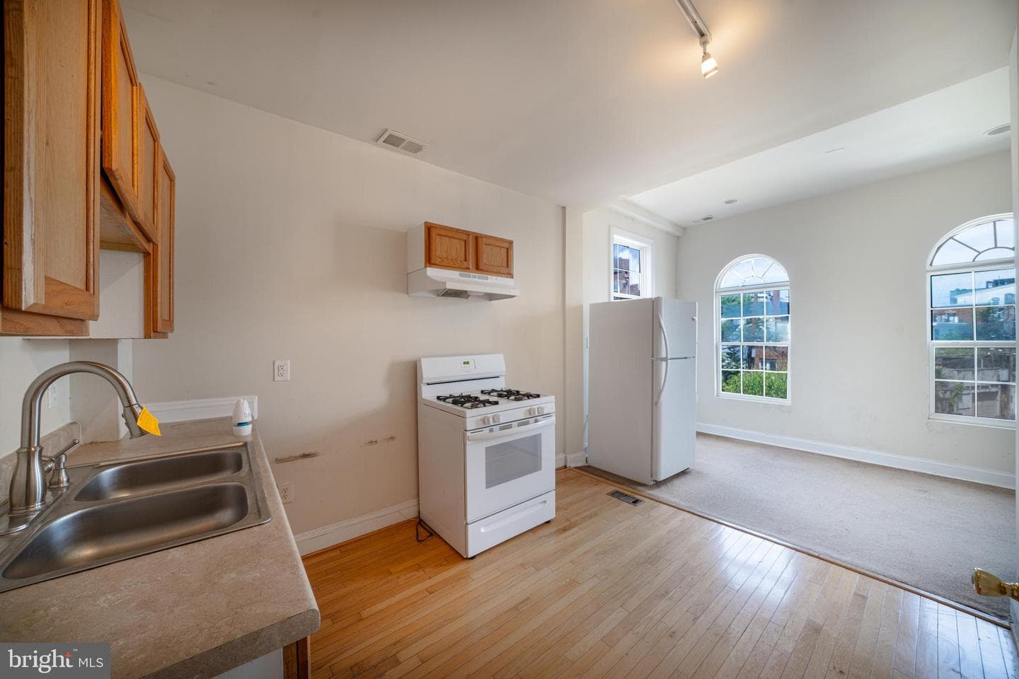 1371 Monroe NW photo 59