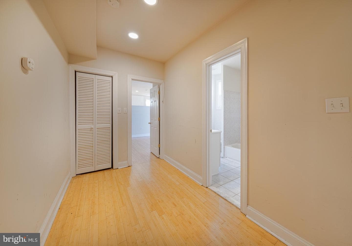1371 Monroe NW photo 66