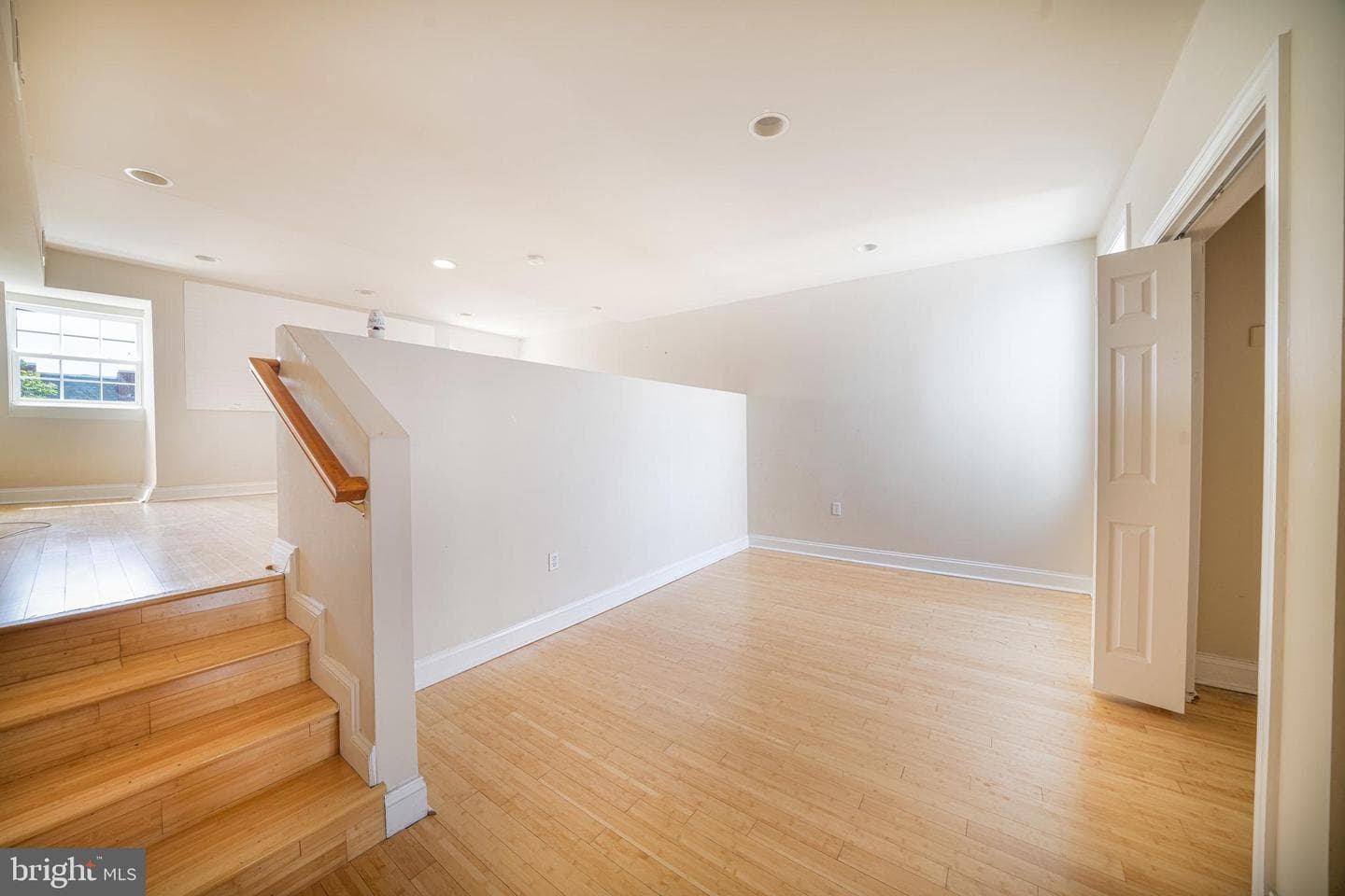 1371 Monroe NW photo 69