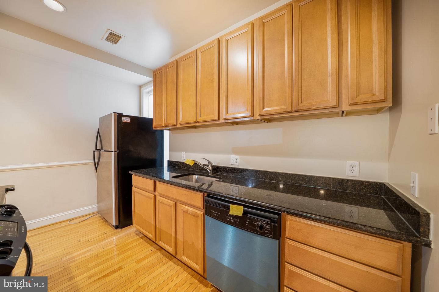 1371 Monroe NW photo 7