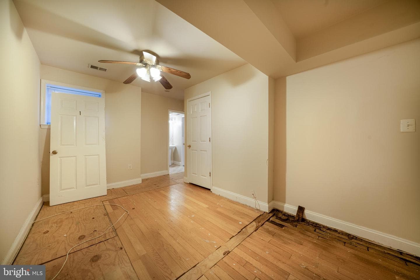 1371 Monroe NW photo 93