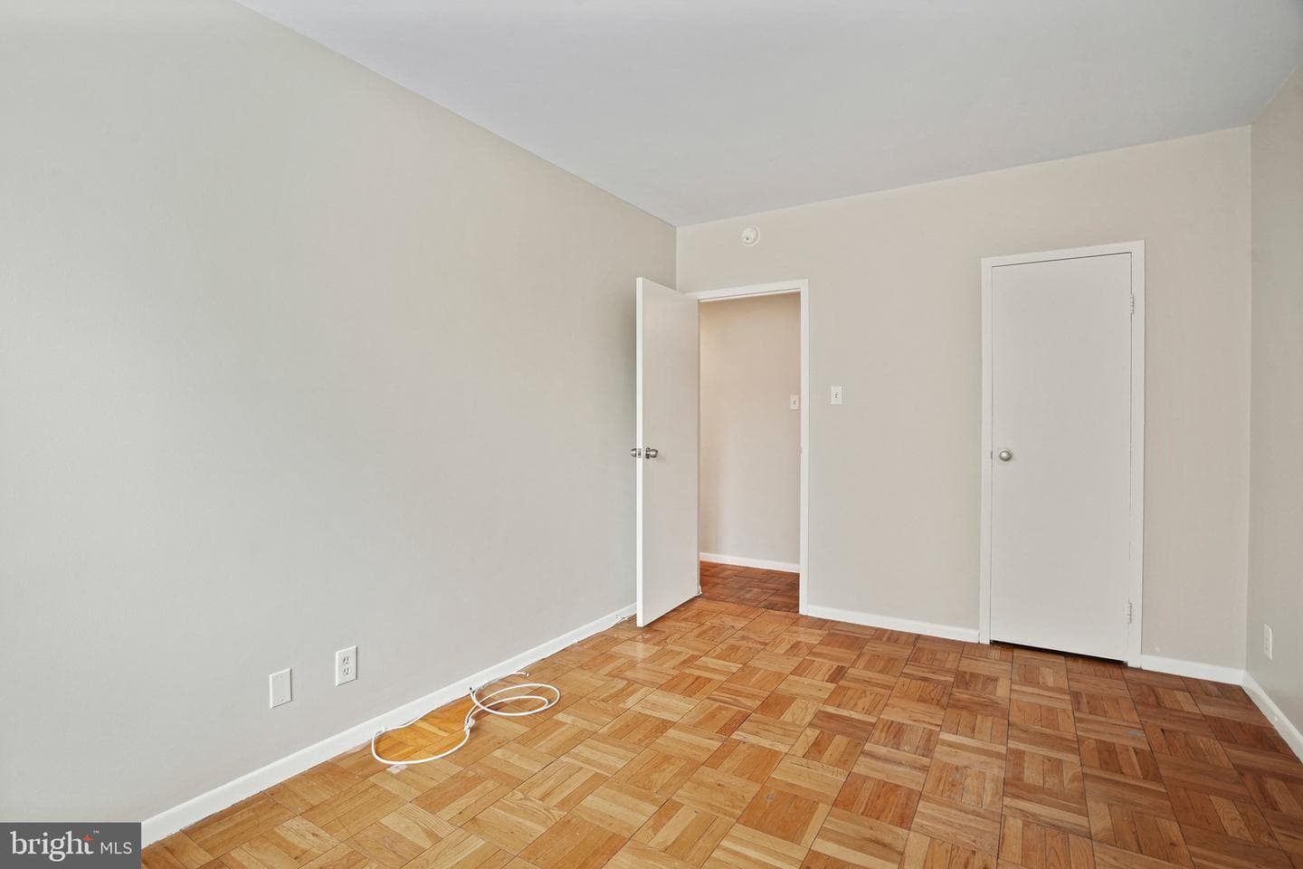 4200 Cathedral Avenue NW #607 photo 20