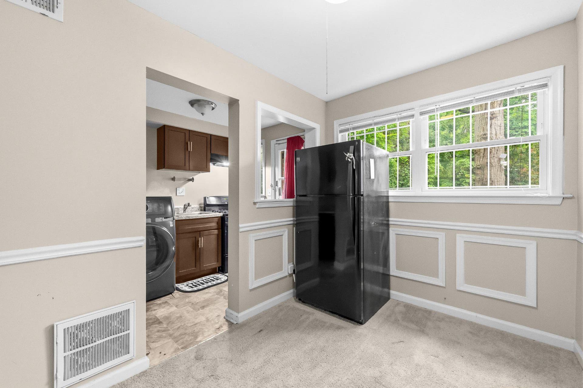 4960 Just Street NE photo 9